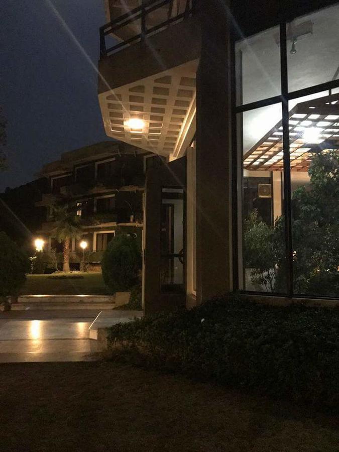 Rock City Resort Mingora Exterior photo