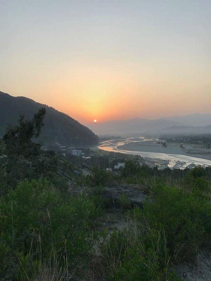 Rock City Resort Mingora Exterior photo
