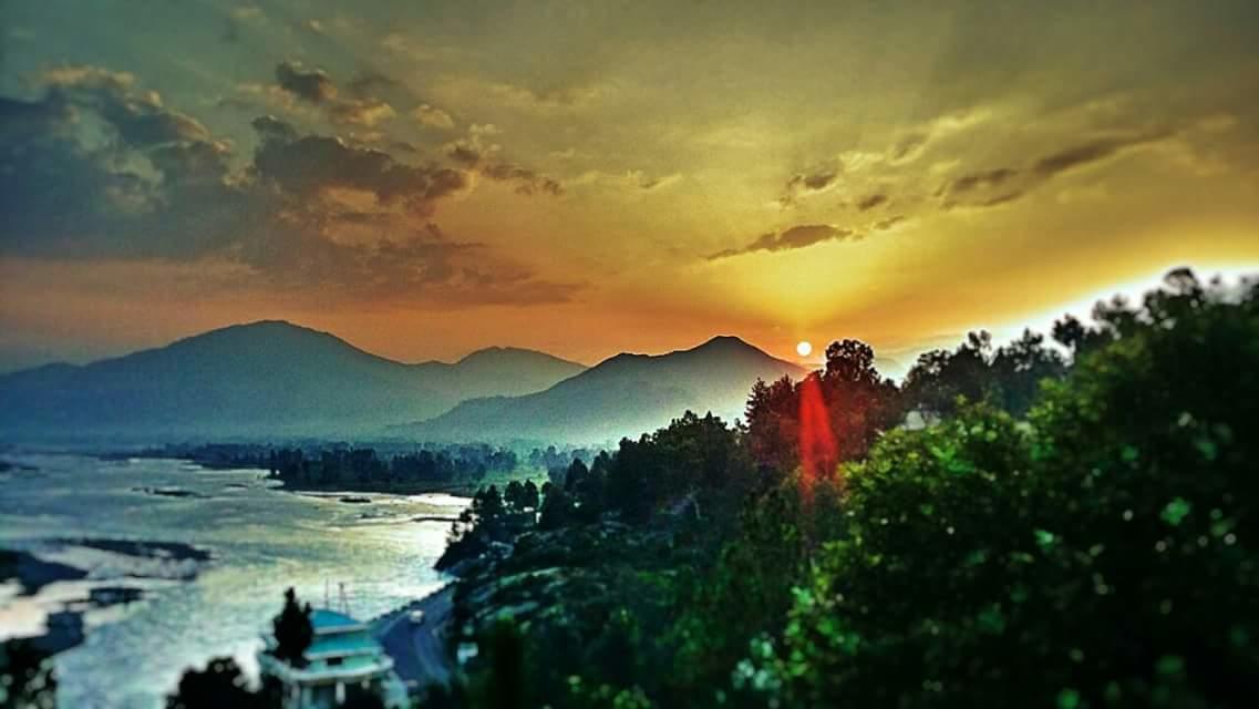 Rock City Resort Mingora Exterior photo